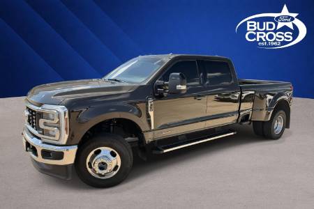 2024 Ford Super Duty F-350 DRW LARIAT