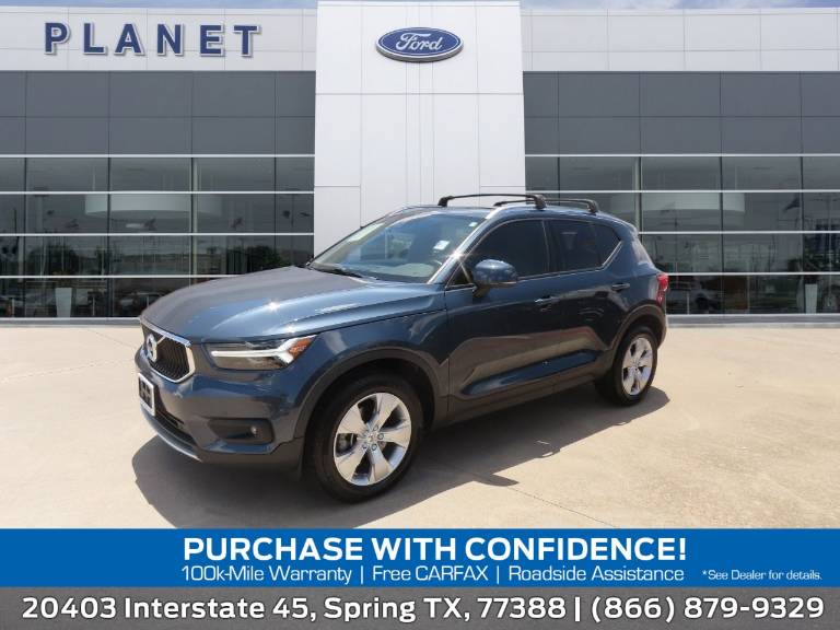 2021 Volvo XC40 T4 FWD Momentum