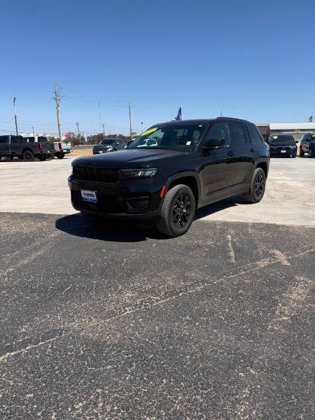 2025 Jeep Grand Cherokee Altitude
