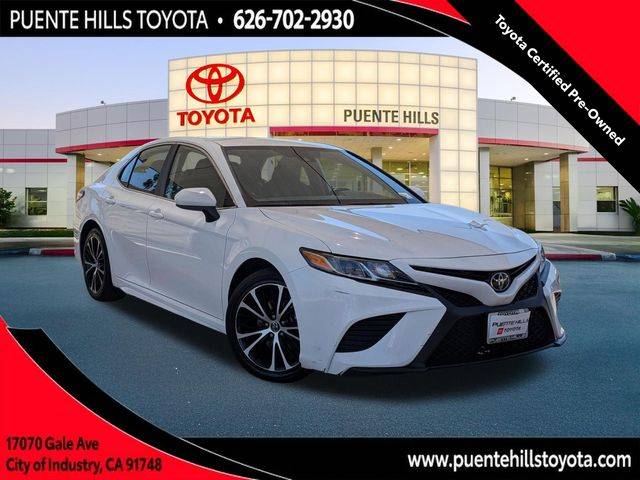 2020 Toyota Camry SE