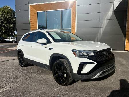 2024 Volkswagen Taos SE