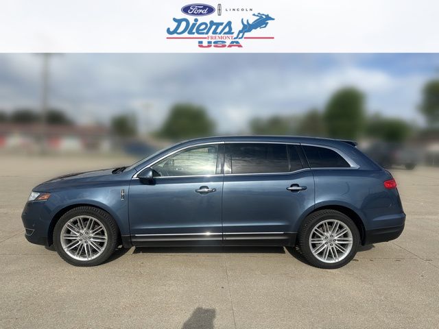 Used 2019 Lincoln MKT Reserve with VIN 2LMHJ5AT1KBL04316 for sale in Fremont, NE