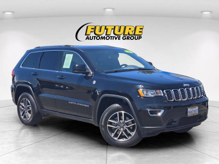 2020 Jeep Grand Cherokee Laredo