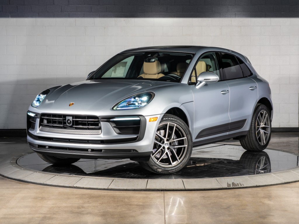 2026 Porsche Macan