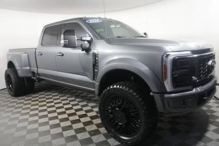2026 Ford Super Duty F-450 DRW Platinum