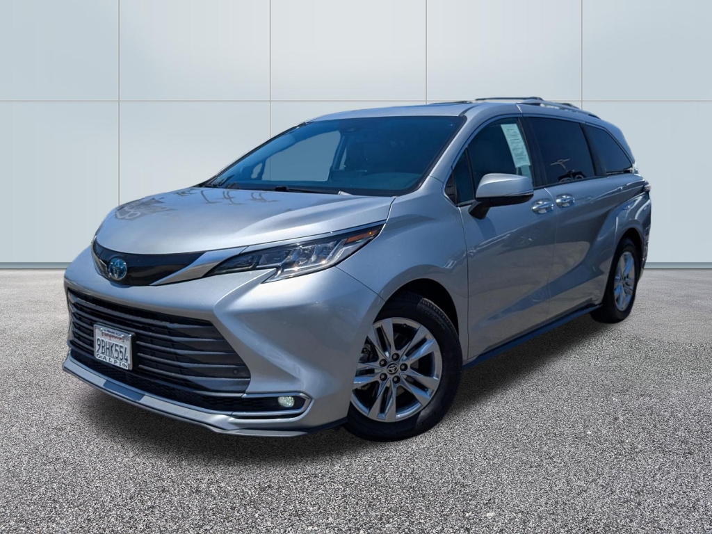 2022 Toyota Sienna Limited