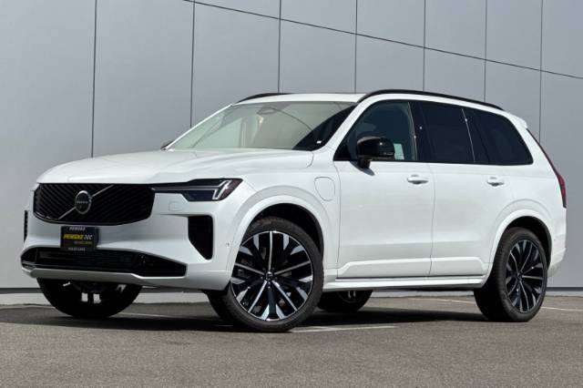2026 Volvo XC90 Plug-In Hybrid T8 Ultra