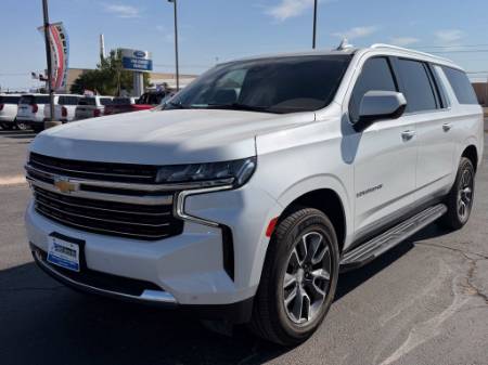 2023 Chevrolet Suburban LT