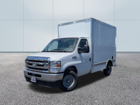 2026 Ford E-350 Cutaway