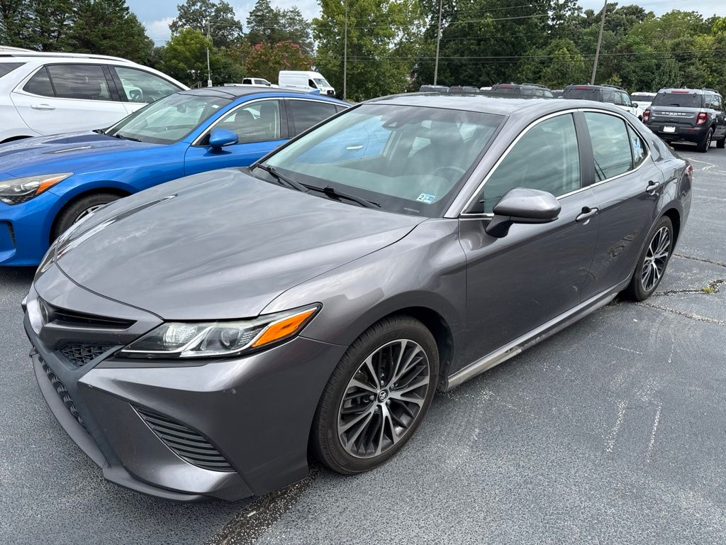 Used 2019 Toyota Camry SE