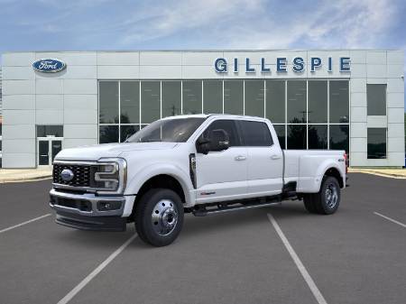 2026 Ford Super Duty F-450 DRW LARIAT