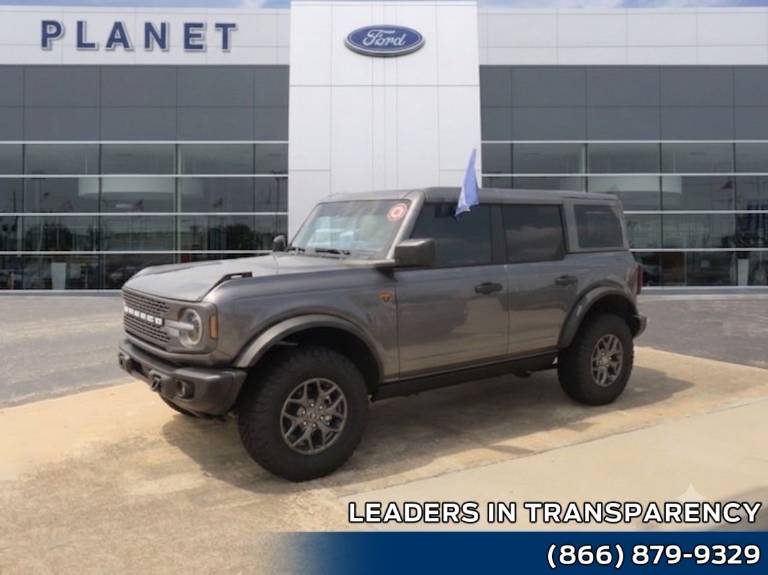 2025 Ford Bronco Badlands 4 Door Advanced 4X4 (RAD)