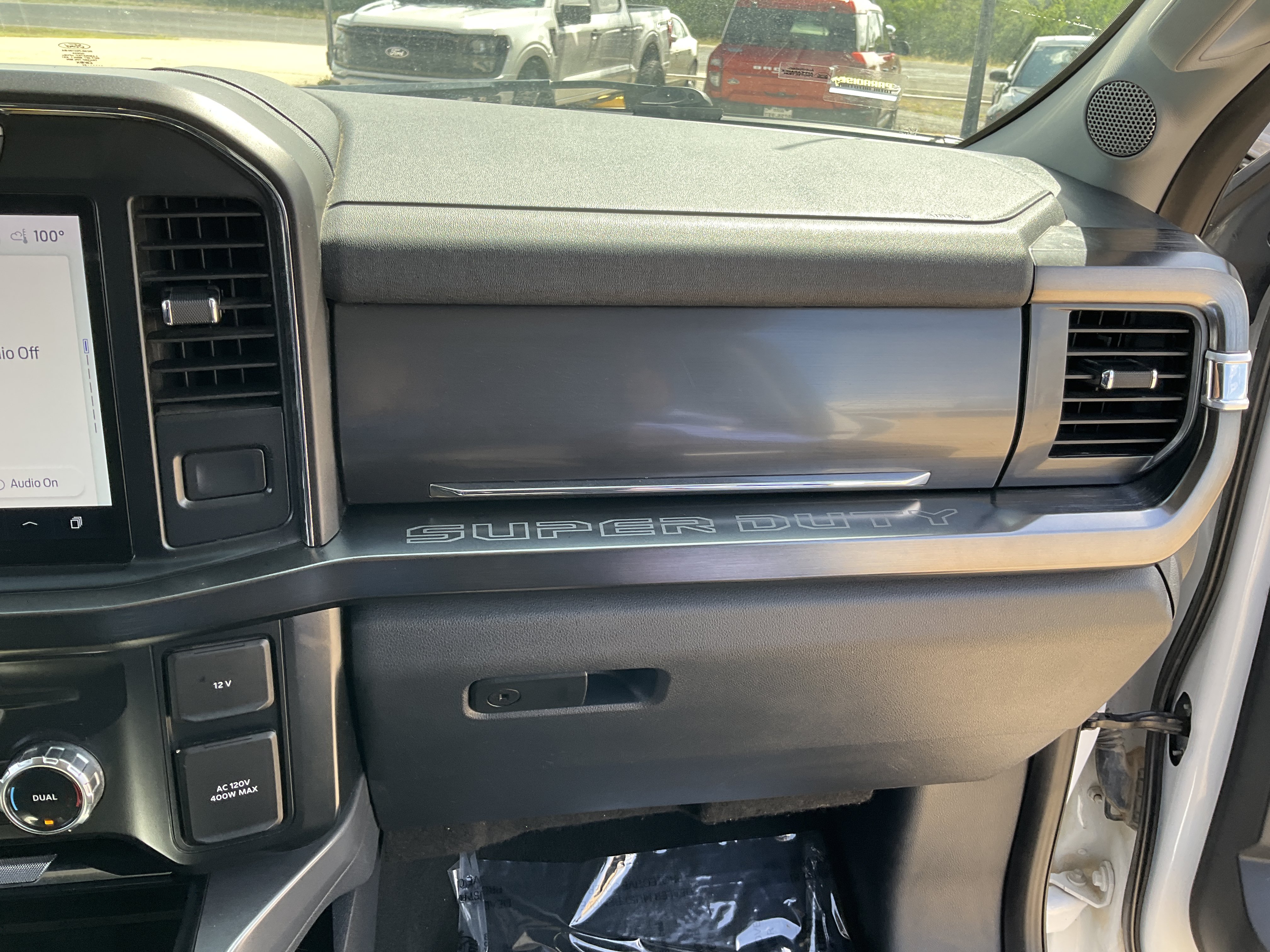 2024 Ford F-250 Super Duty Lariat - Photo 24