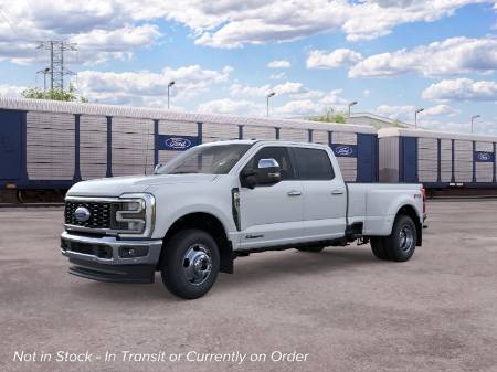 2026 Ford Super Duty F-350 DRW LARIAT