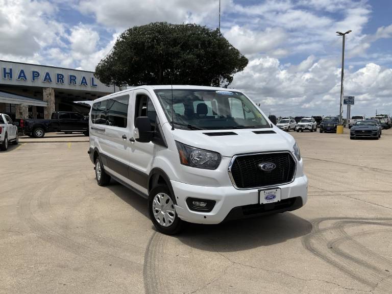 2024 Ford Transit Passenger Wagon 350 XLT