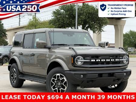 2026 Ford Bronco Outer Banks
