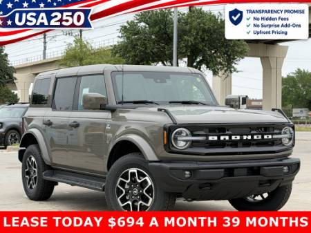 2026 Ford Bronco Outer Banks
