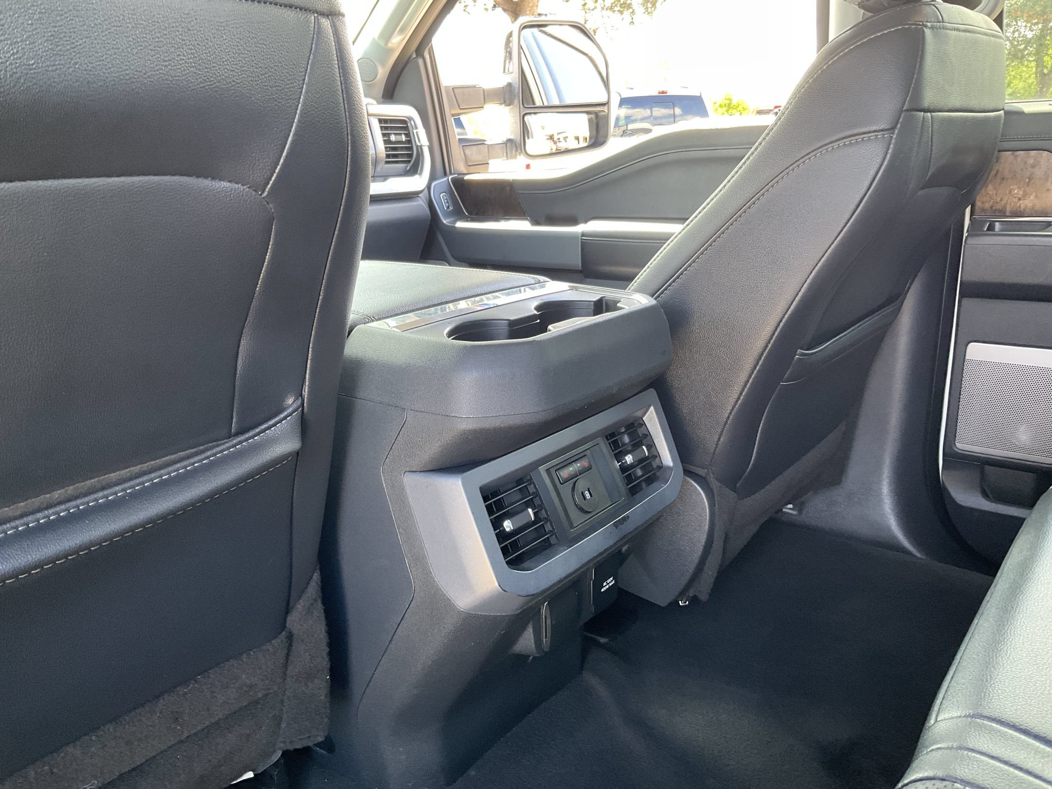 2024 Ford F-250 Super Duty Lariat - Photo 11