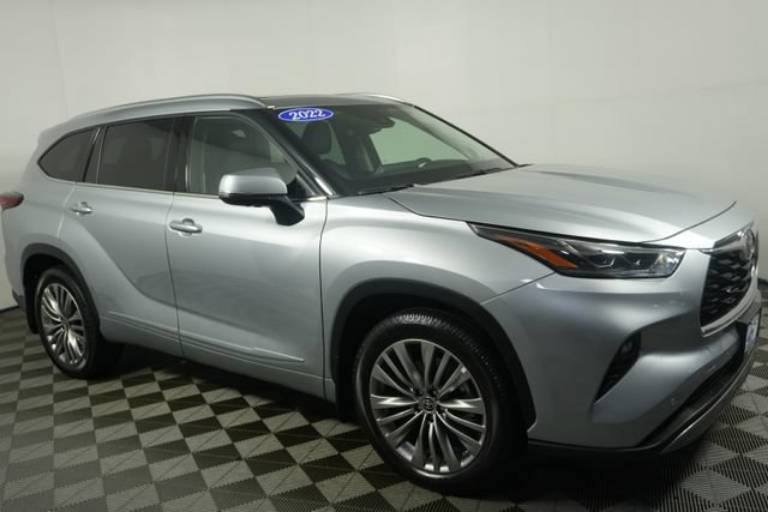2022 Toyota Highlander Platinum