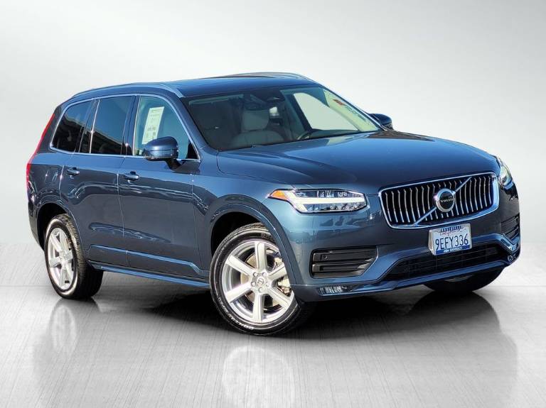 2023 Volvo XC90 B5 Core