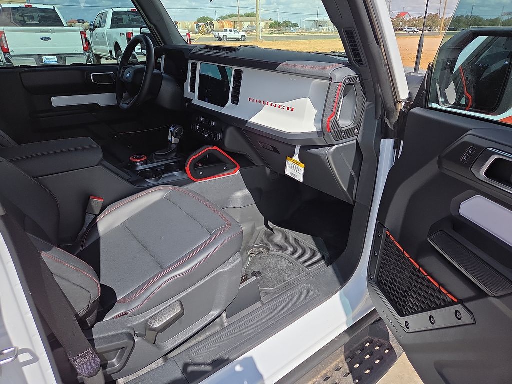 2025 Ford Bronco 2-Door Stroppe - Photo 11