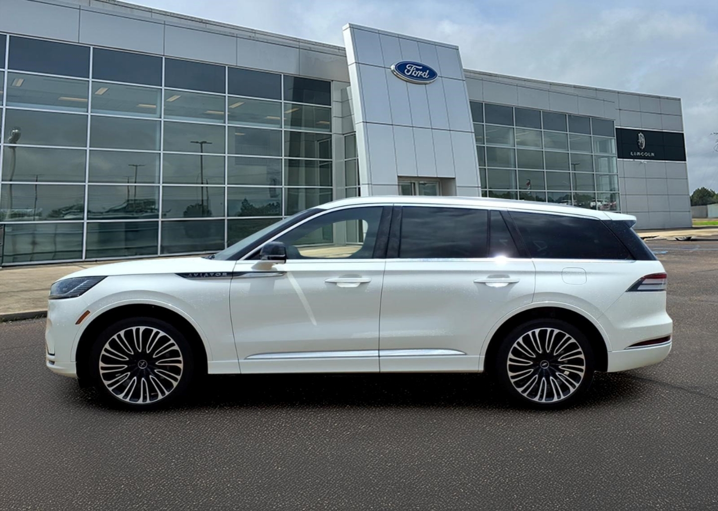 5LM5J9XC9SGL06804