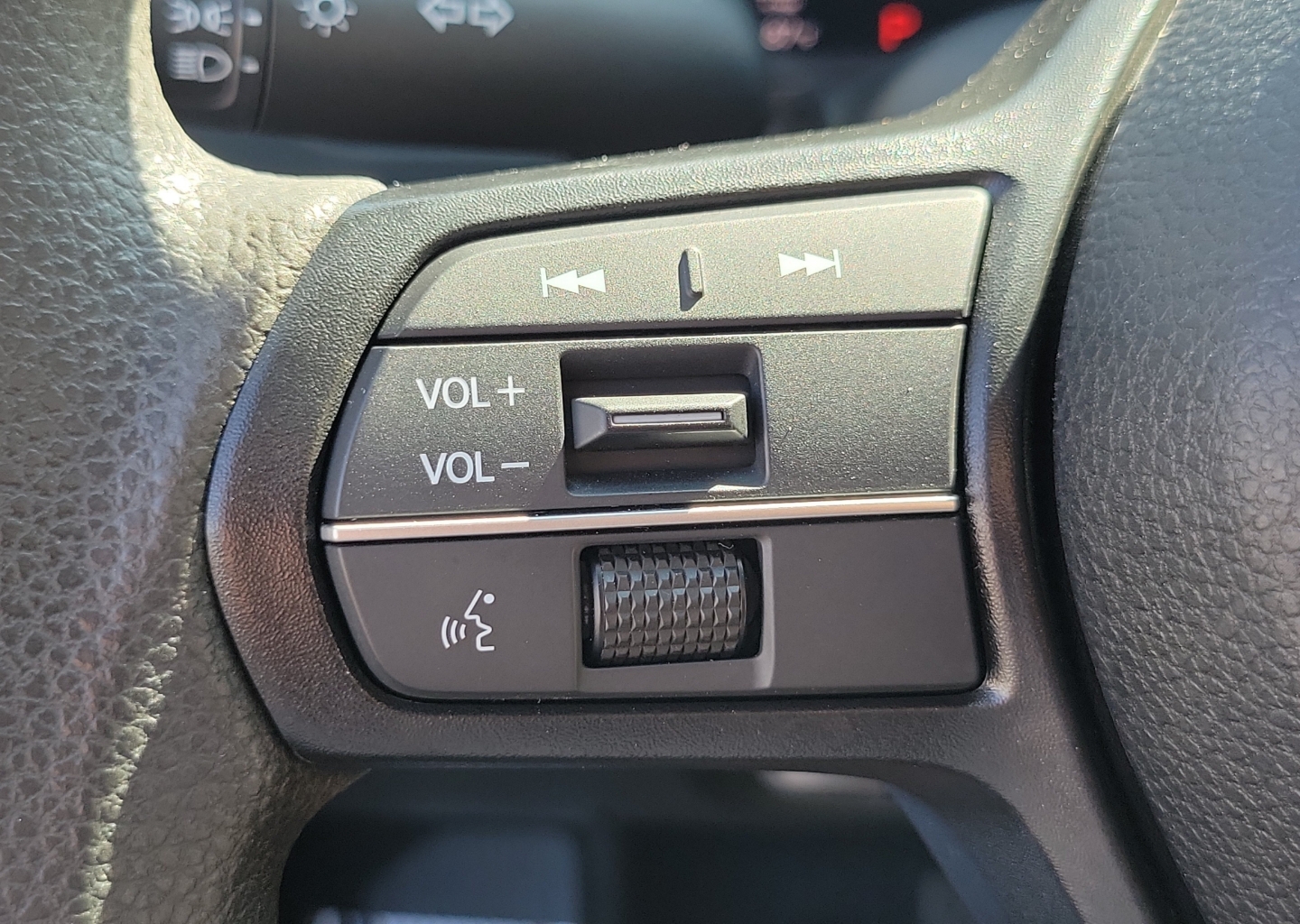 2023 Honda Accord EX - Photo 22