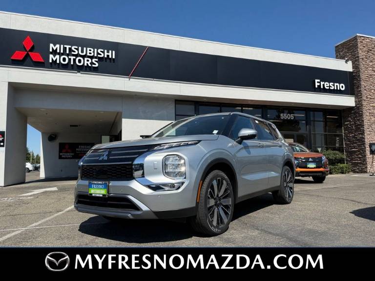 2026 Mitsubishi Outlander SE
