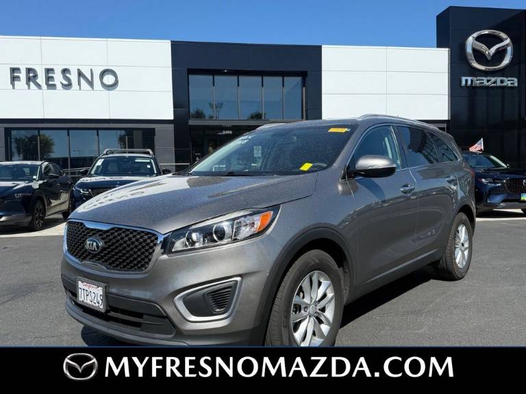 2016 Kia Sorento LX
