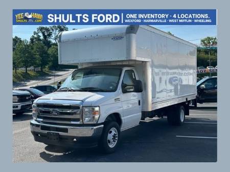 2026 Ford E-450SD Base