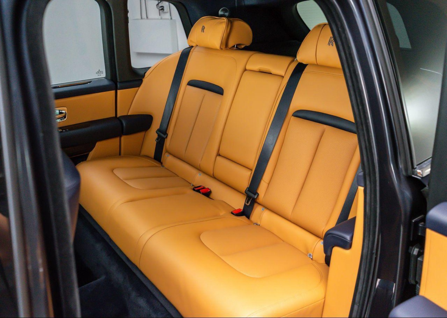2024 Rolls-Royce Cullinan Base - Photo 20