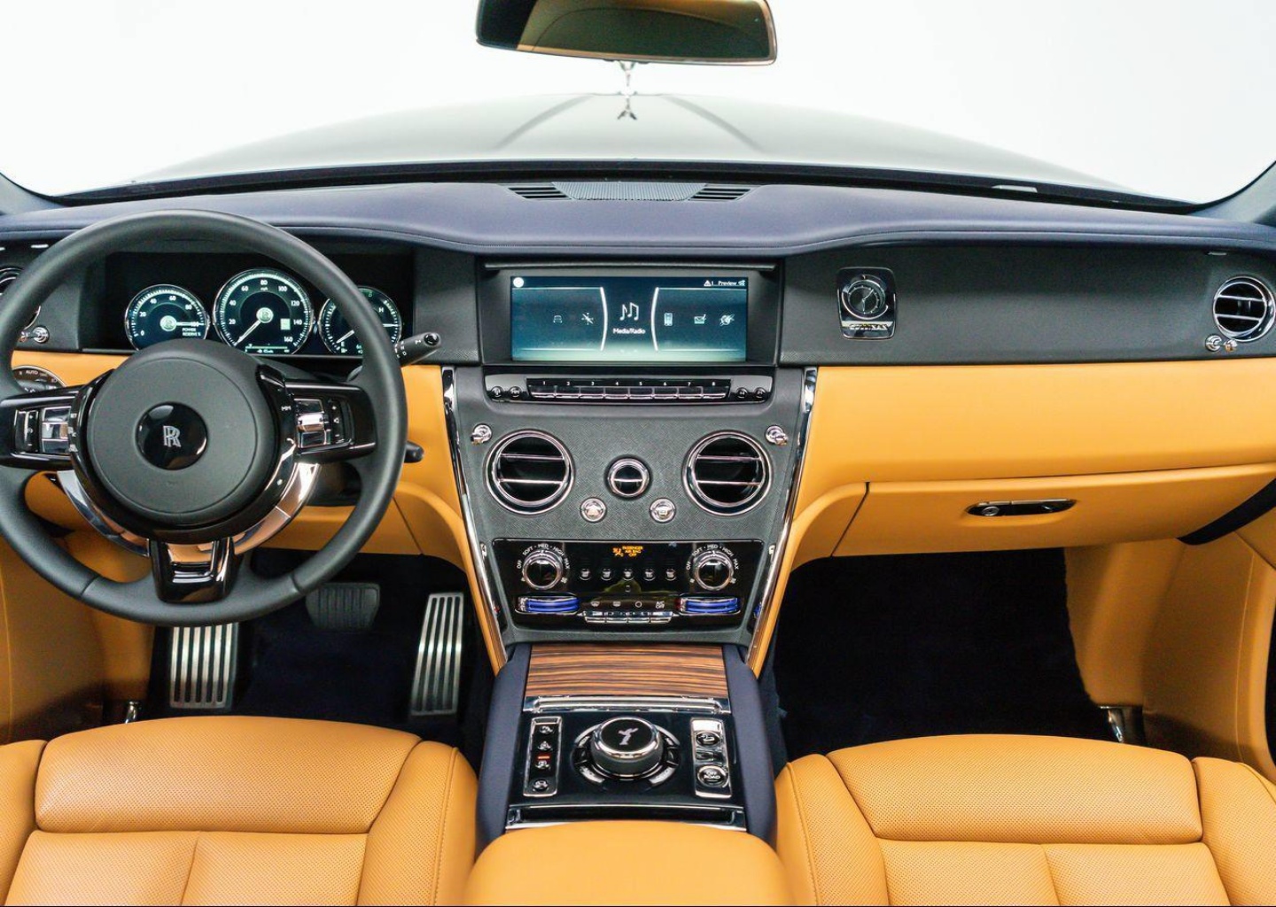 2024 Rolls-Royce Cullinan Base - Photo 23