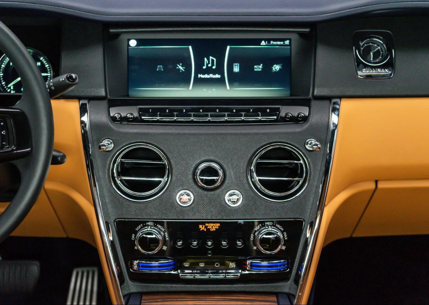 2024 Rolls-Royce Cullinan Base - Photo 25