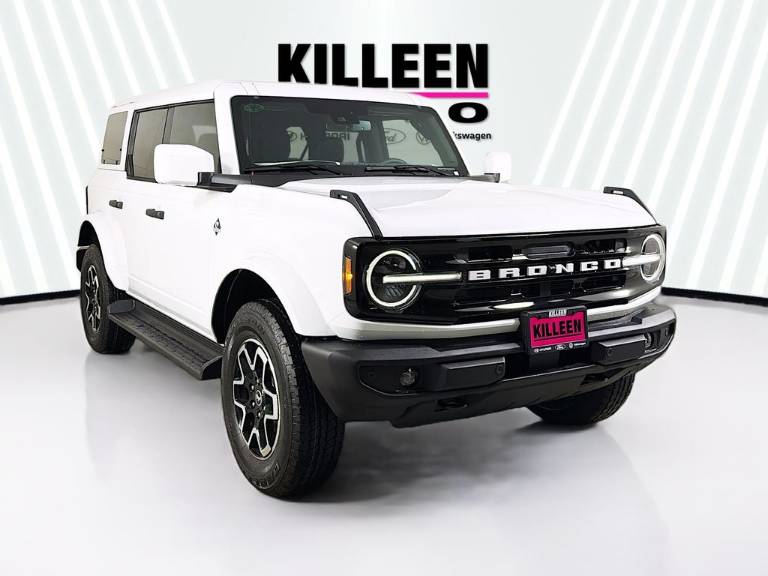 2026 Ford Bronco Outer Banks