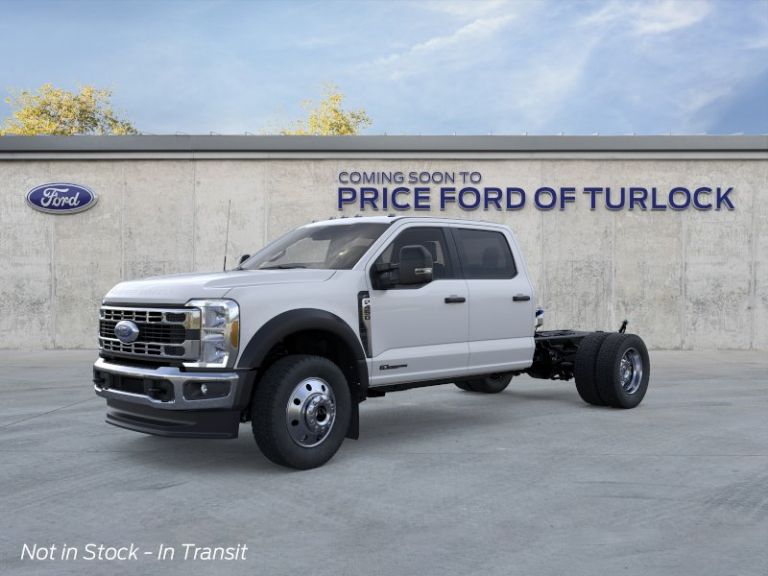 2026 Ford Super Duty F-450 DRW XLT