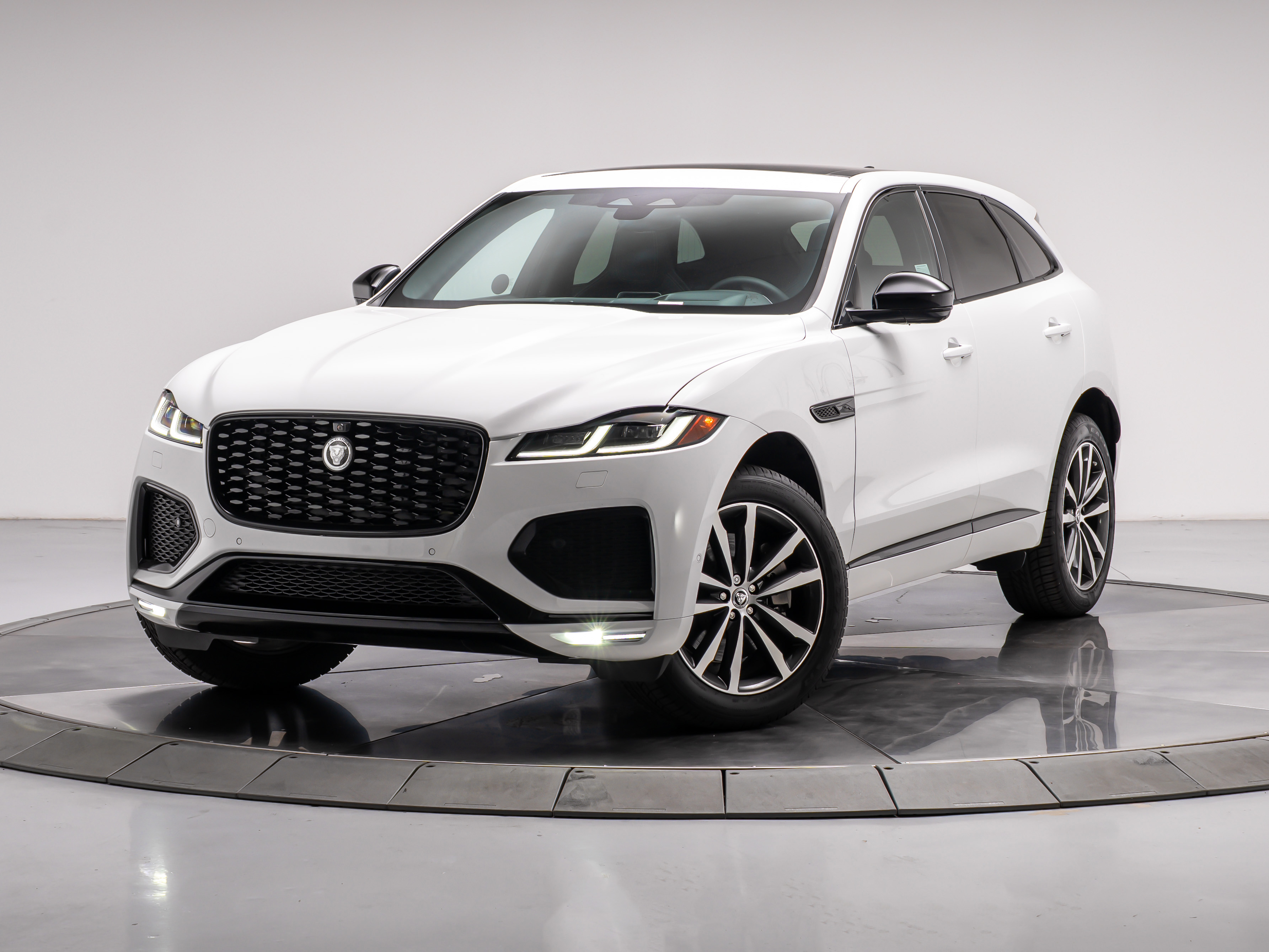 New 2026 Jaguar F-Pace R-Dynamic S P250 AWD Automatic