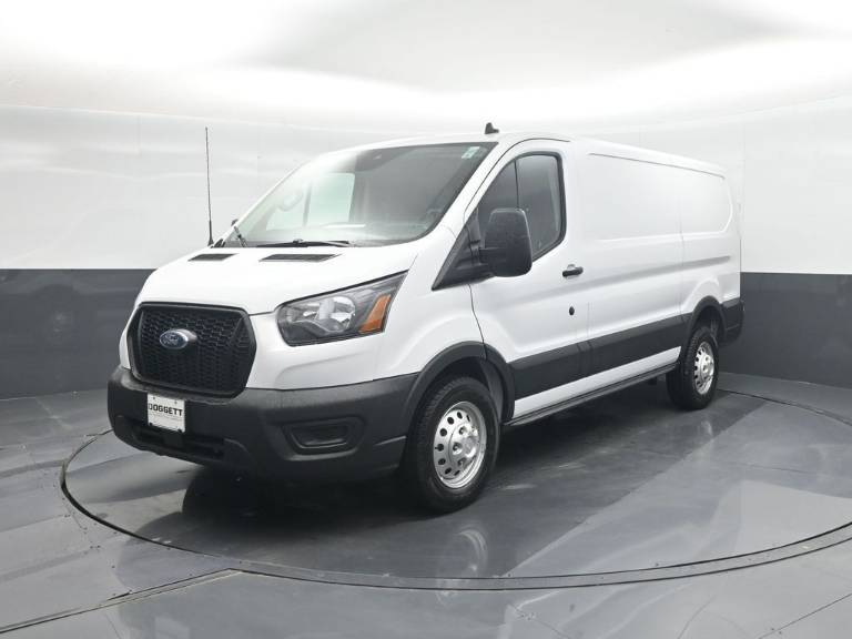 2025 Ford Transit Cargo Van Base