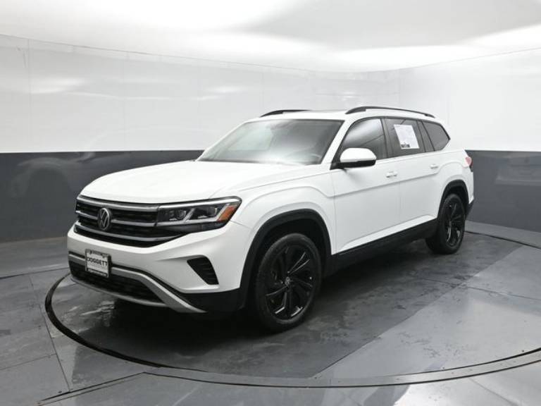 2022 Volkswagen Atlas 3.6L V6 SE w/Technology