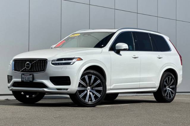 2023 Volvo XC90 B5 Core