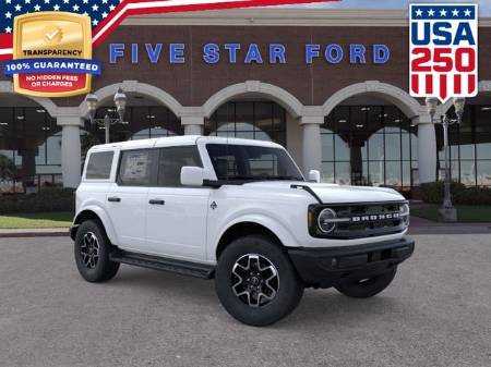 2026 Ford Bronco Outer Banks