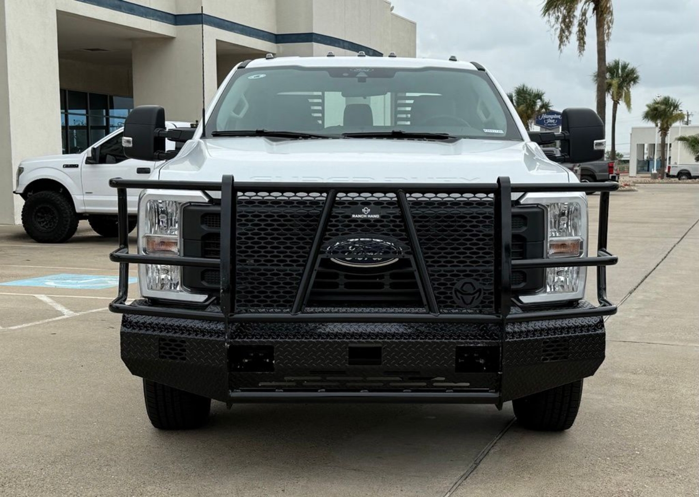 2026 Ford F-350 Super Duty Chassis Cab XL - Photo 7