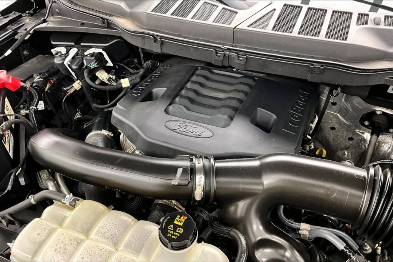 2023 Ford F-150 XLT - Photo 35