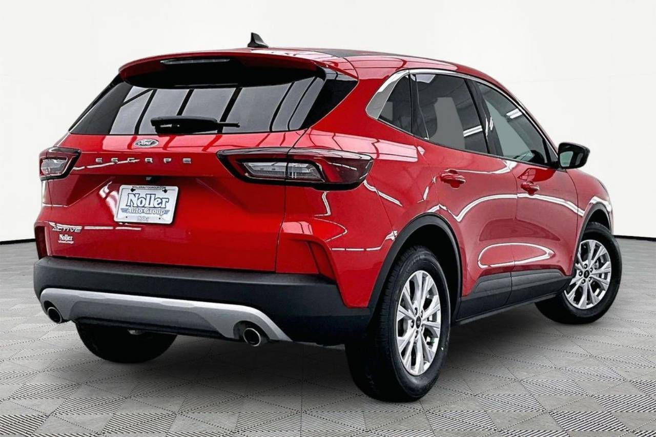 Certified 2024 Ford Escape Active with VIN 1FMCU0GN8RUA78482 for sale in Kansas City