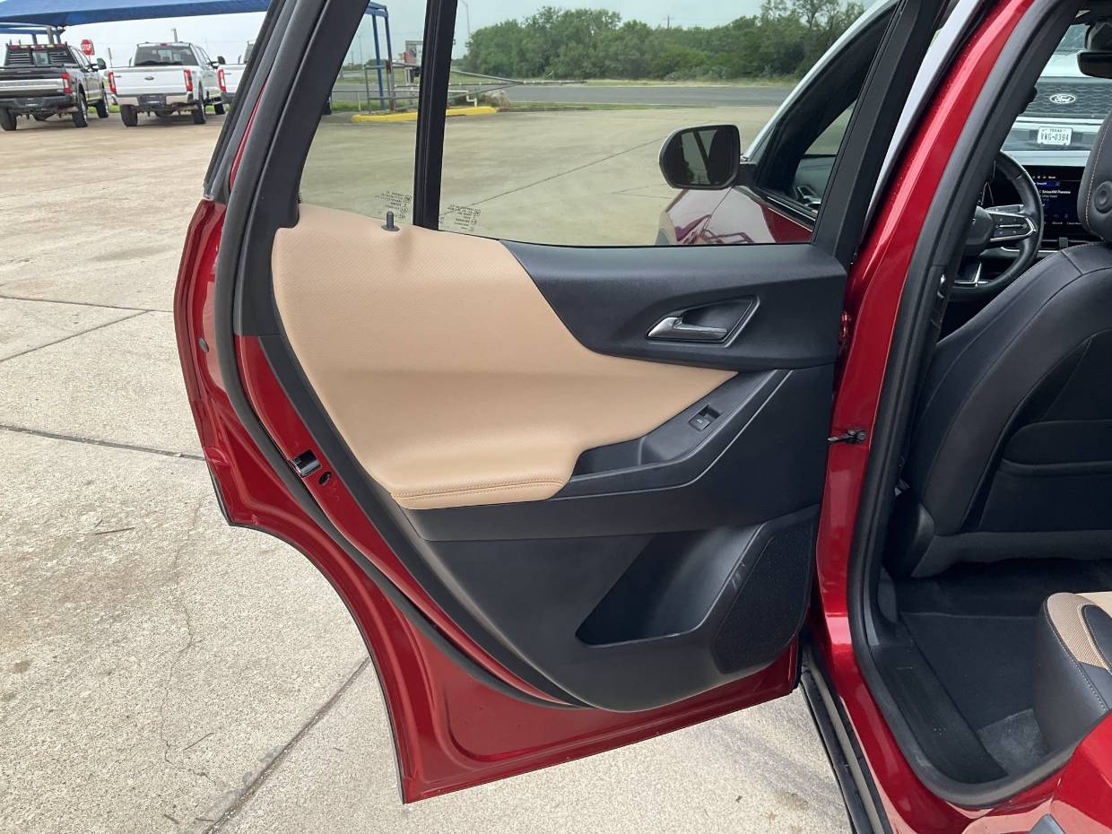 2025 Chevrolet Equinox ACTIV - Photo 12