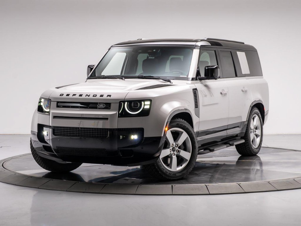 2026 Land Rover Defender P400 X-Dynamic SE