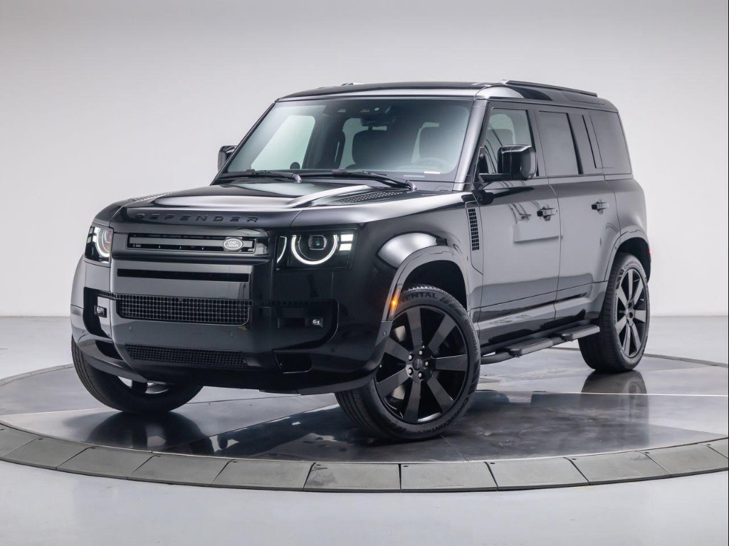 2026 Land Rover Defender P400 X-Dynamic SE