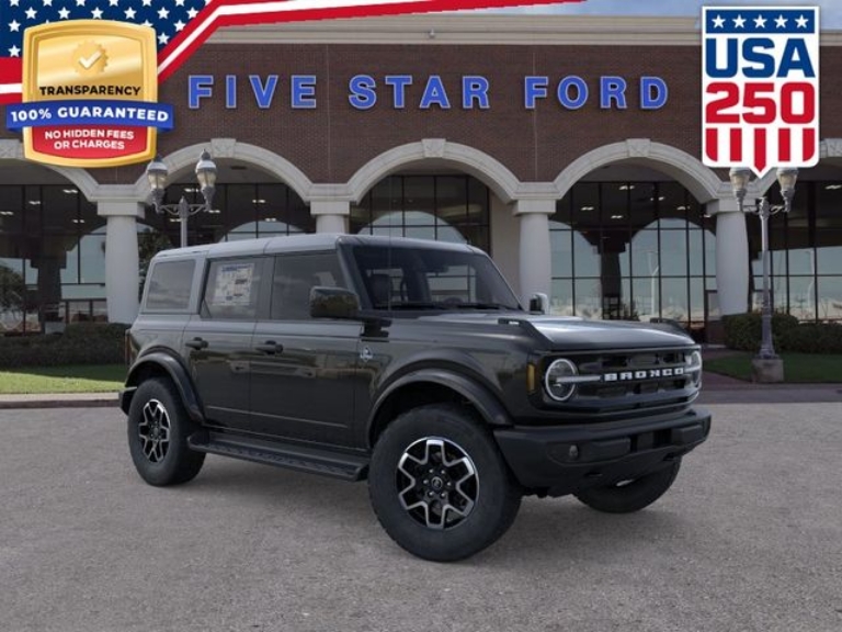 2026 Ford Bronco Outer Banks