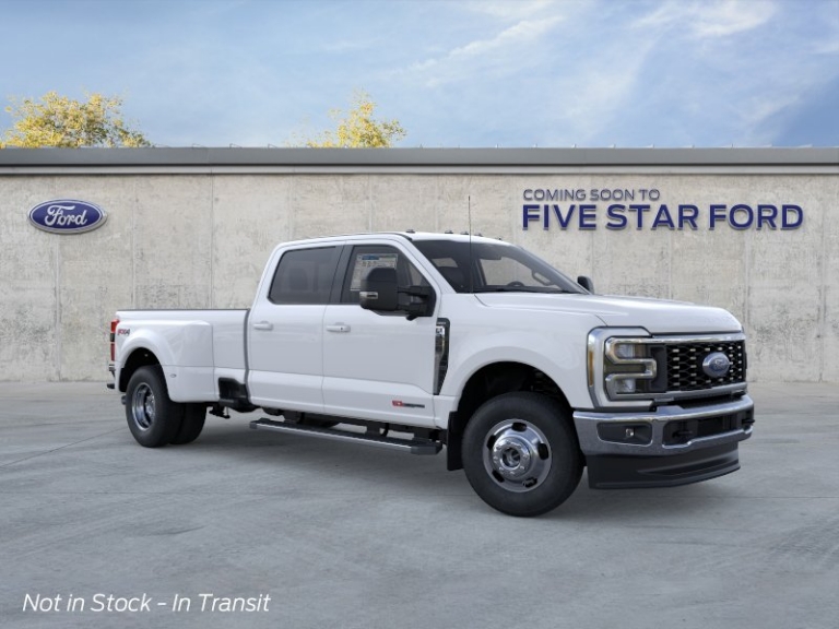2026 Ford Super Duty F-350 DRW LARIAT