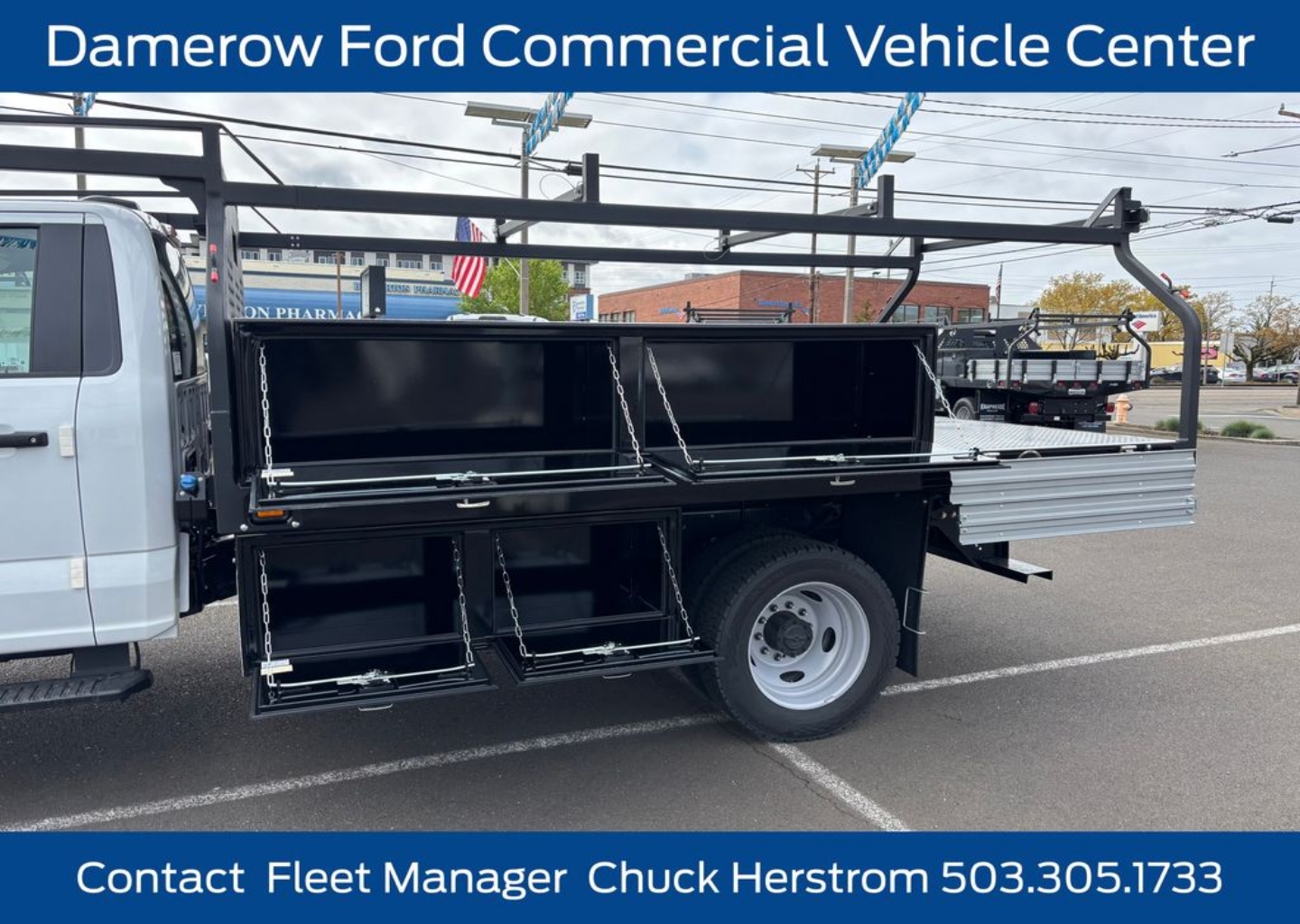 2025 Ford F-450 Super Duty Chassis Cab XL - Photo 33