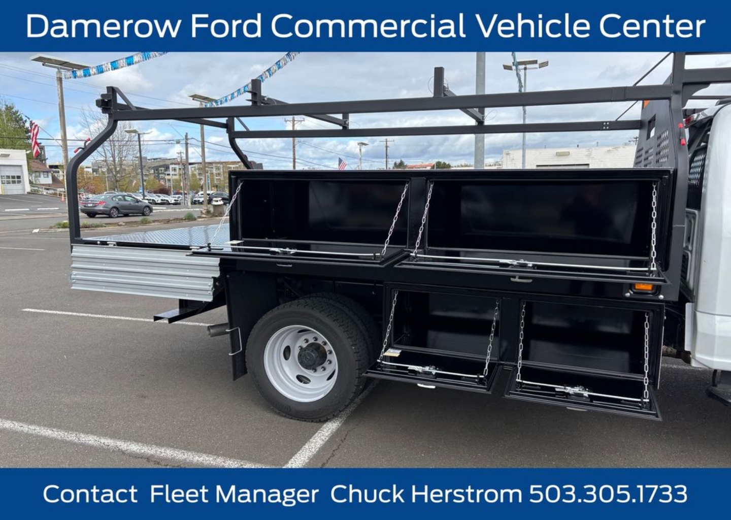 2025 Ford F-450 Super Duty Chassis Cab XL - Photo 38